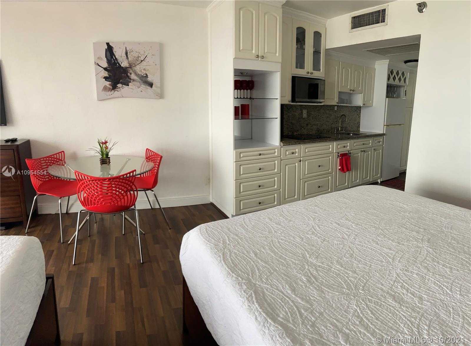 Small Image of 19201 EAST COLLINS AVE #111, Sunny Isles Beach Number 14