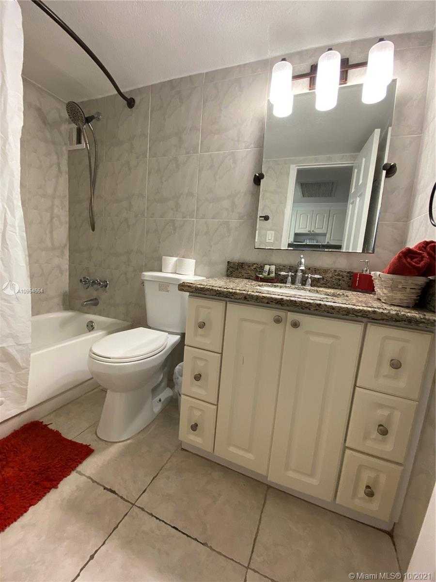 Small Image of 19201 EAST COLLINS AVE #111, Sunny Isles Beach Number 17