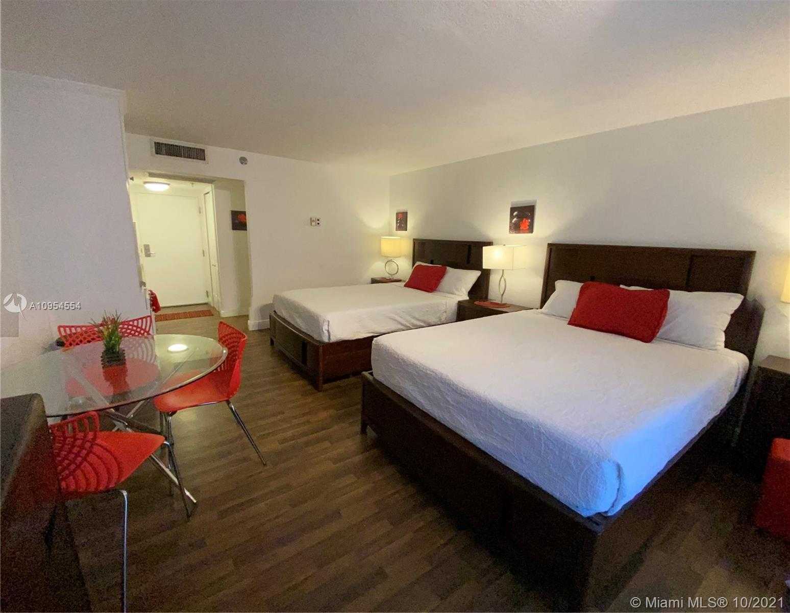 Small Image of 19201 EAST COLLINS AVE #111, Sunny Isles Beach Number 7