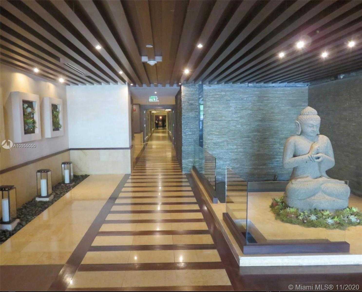 Small Image of 5875 COLLINS AVE #1905, Miami Beach Number 7