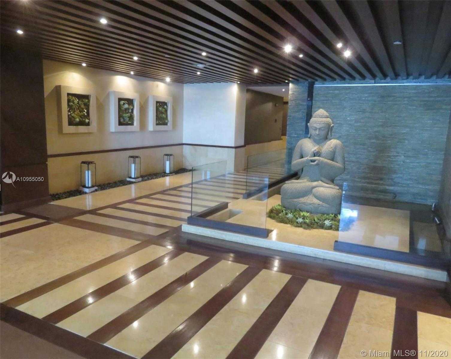 Small Image of 5875 COLLINS AVE #1905, Miami Beach Number 8