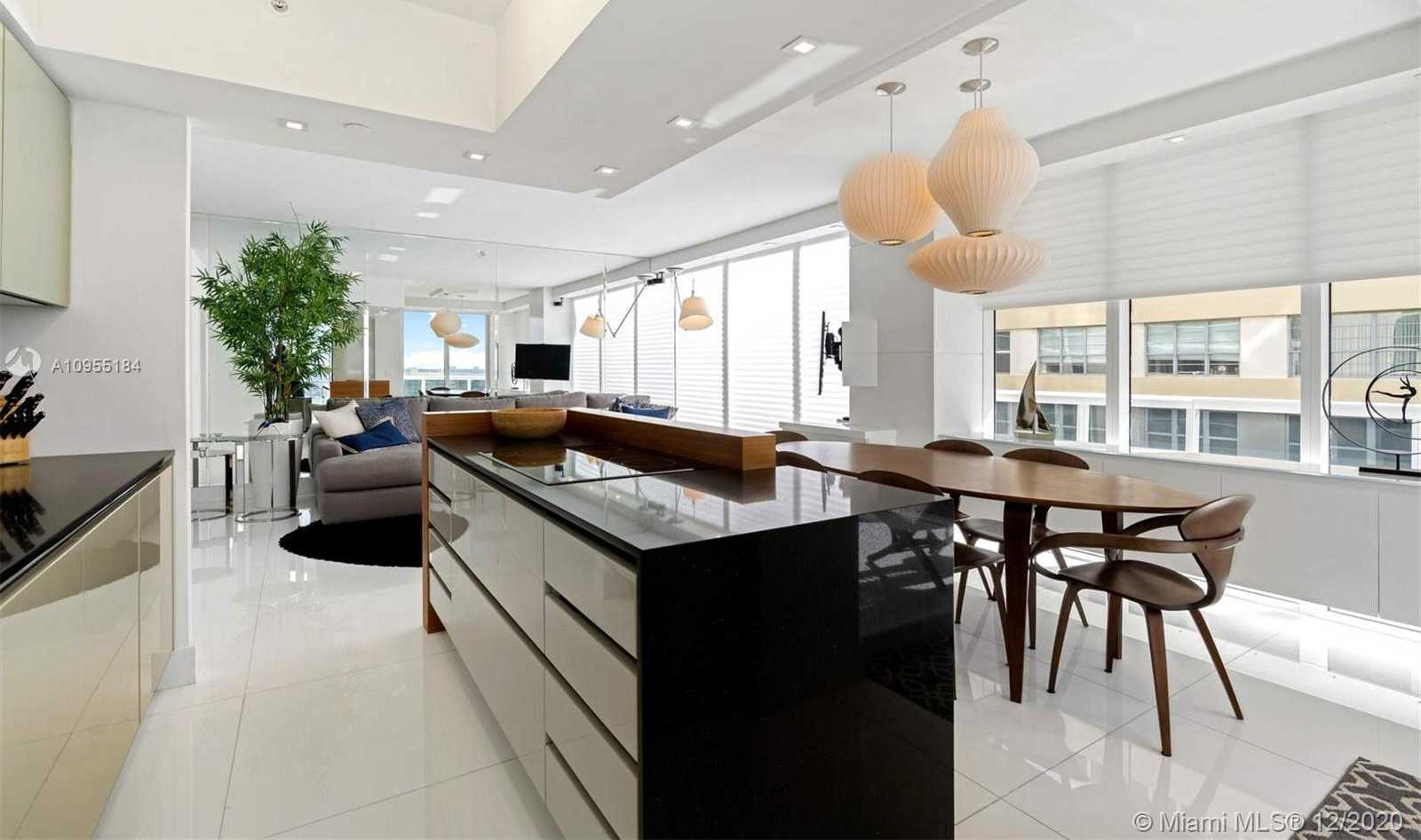 Small Image of 4775 COLLINS AVE #1205, Miami Beach Number 10