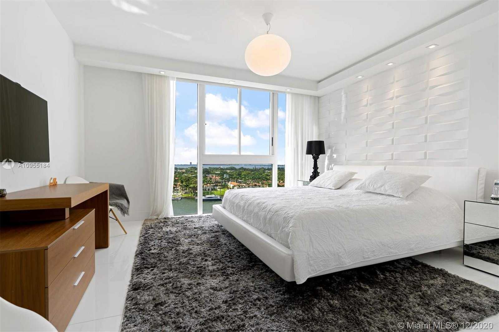 Small Image of 4775 COLLINS AVE #1205, Miami Beach Number 11