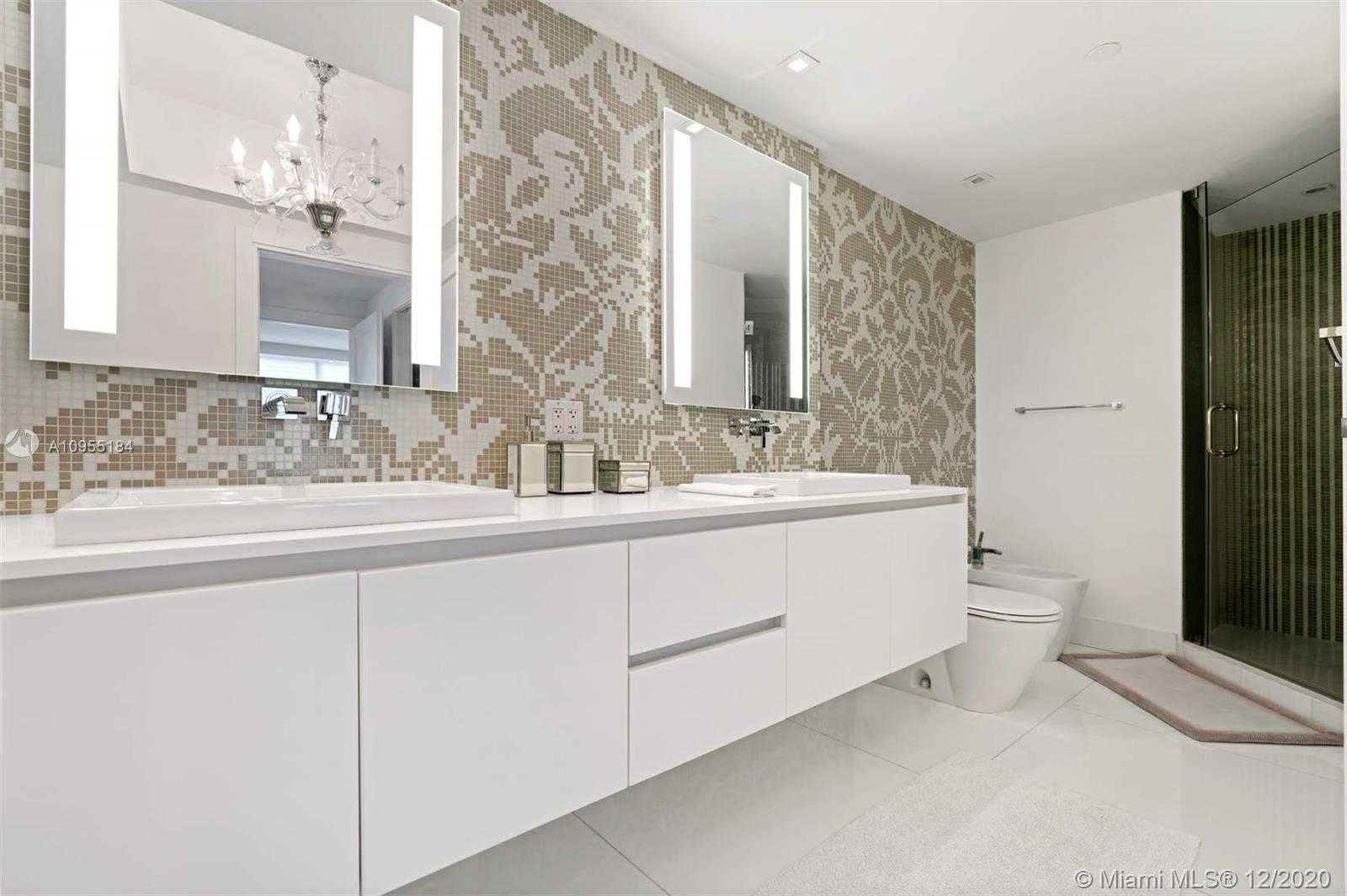 Small Image of 4775 COLLINS AVE #1205, Miami Beach Number 14