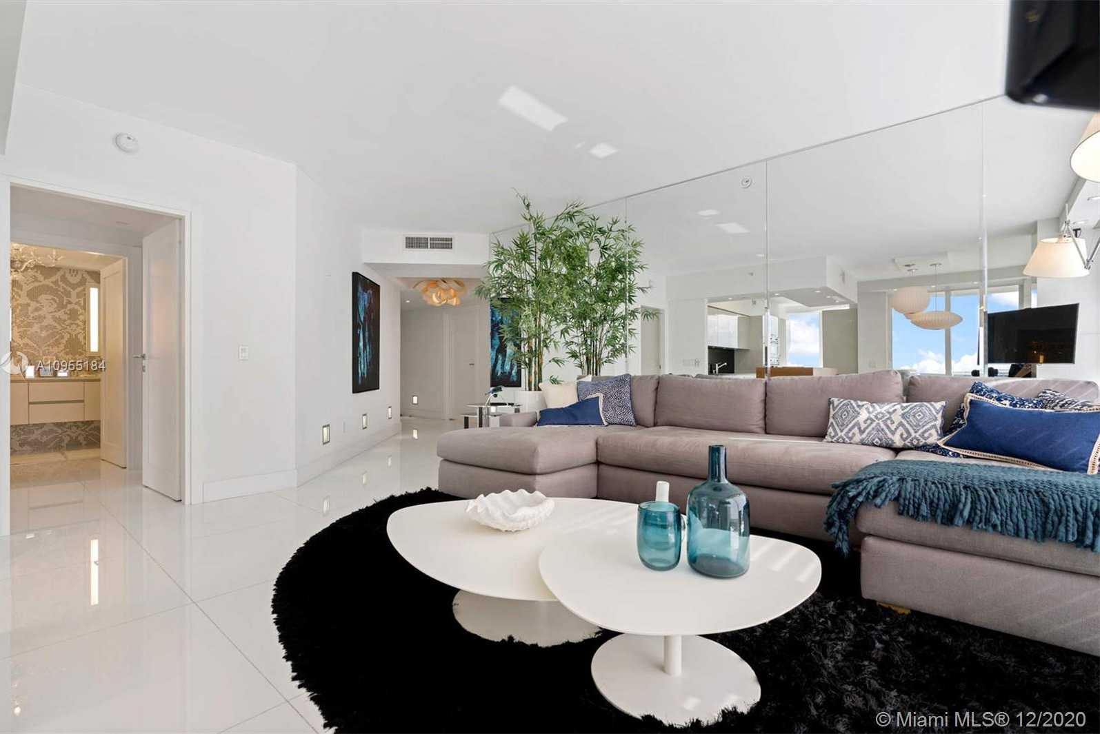 Small Image of 4775 COLLINS AVE #1205, Miami Beach Number 3