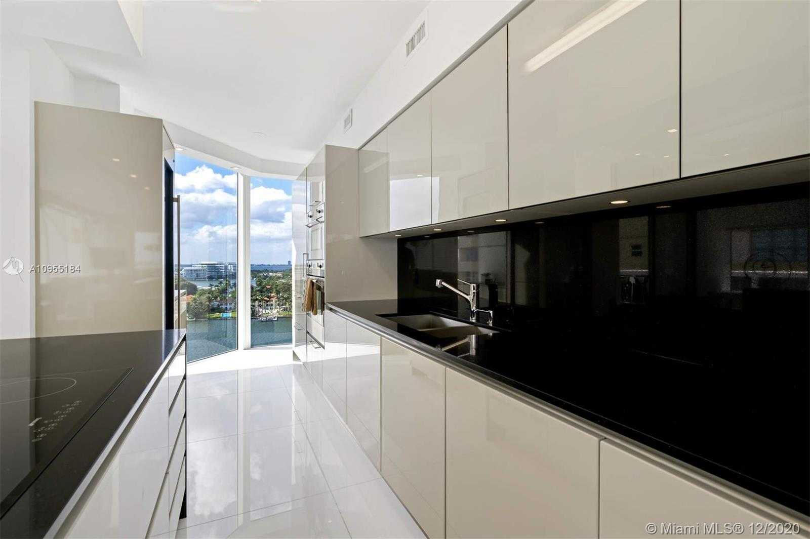 Small Image of 4775 COLLINS AVE #1205, Miami Beach Number 8