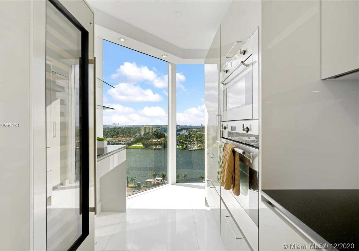 Small Image of 4775 COLLINS AVE #1205, Miami Beach Number 9