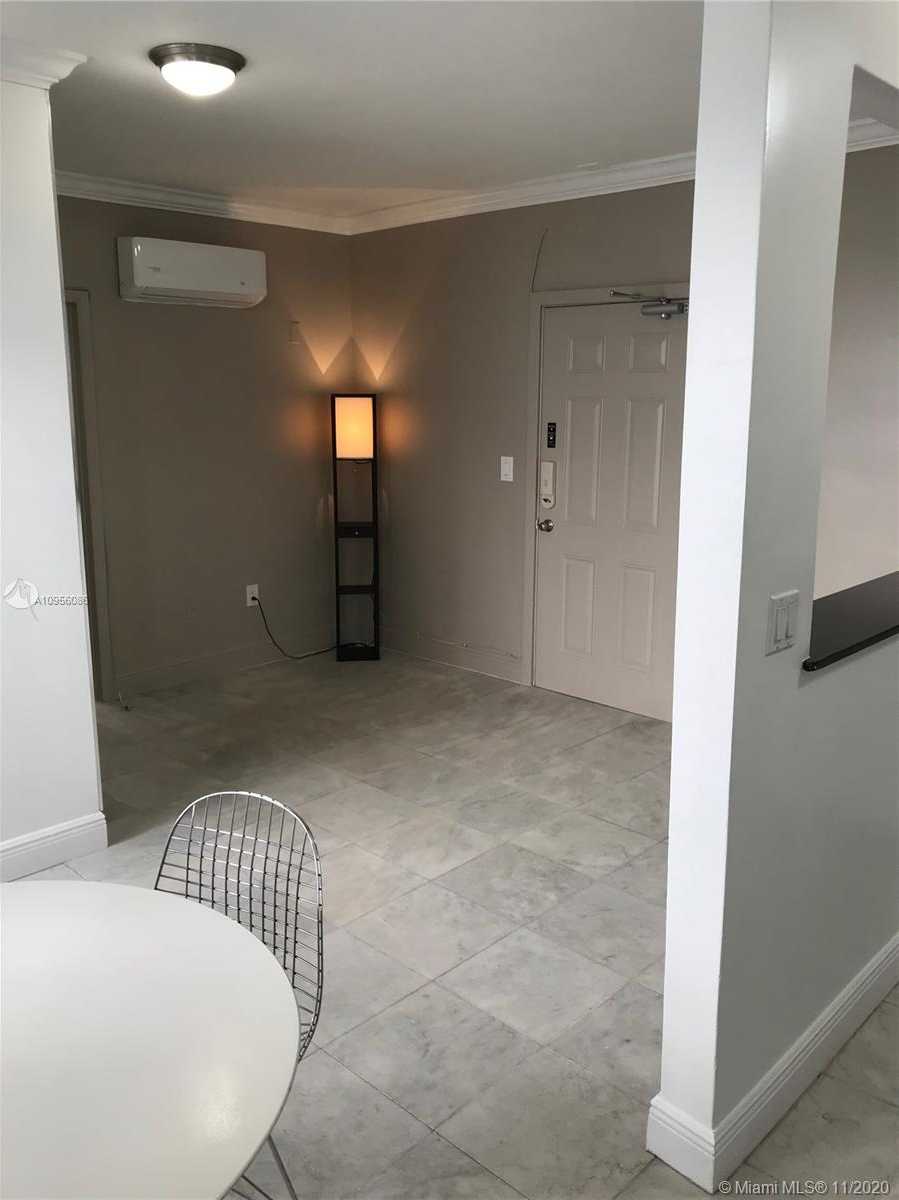 Small Image of 1619 Lenox Ave, Miami Beach, FL 33139, USA Number 16