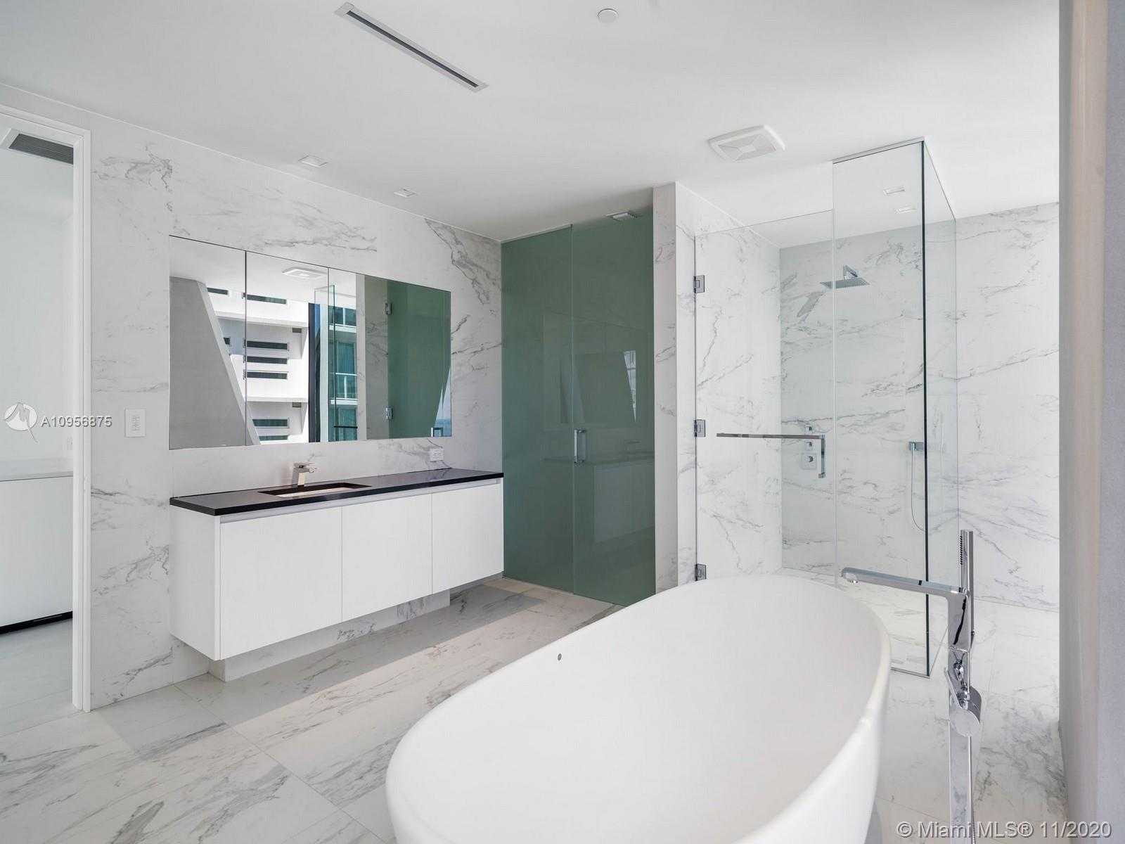 Small Image of 1000 BISCAYNE BLVD #3802, Miami Number 13