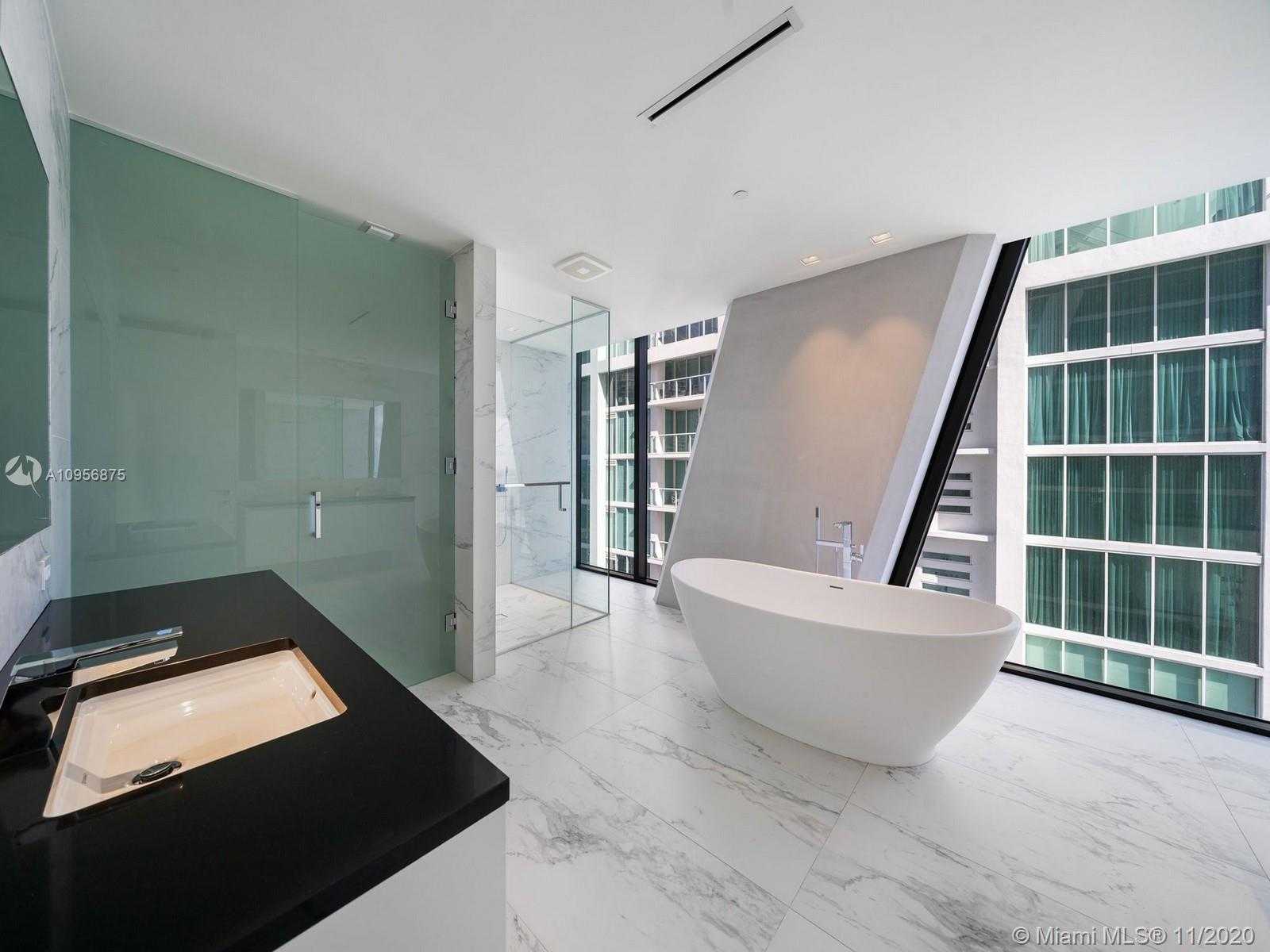 Small Image of 1000 BISCAYNE BLVD #3802, Miami Number 15