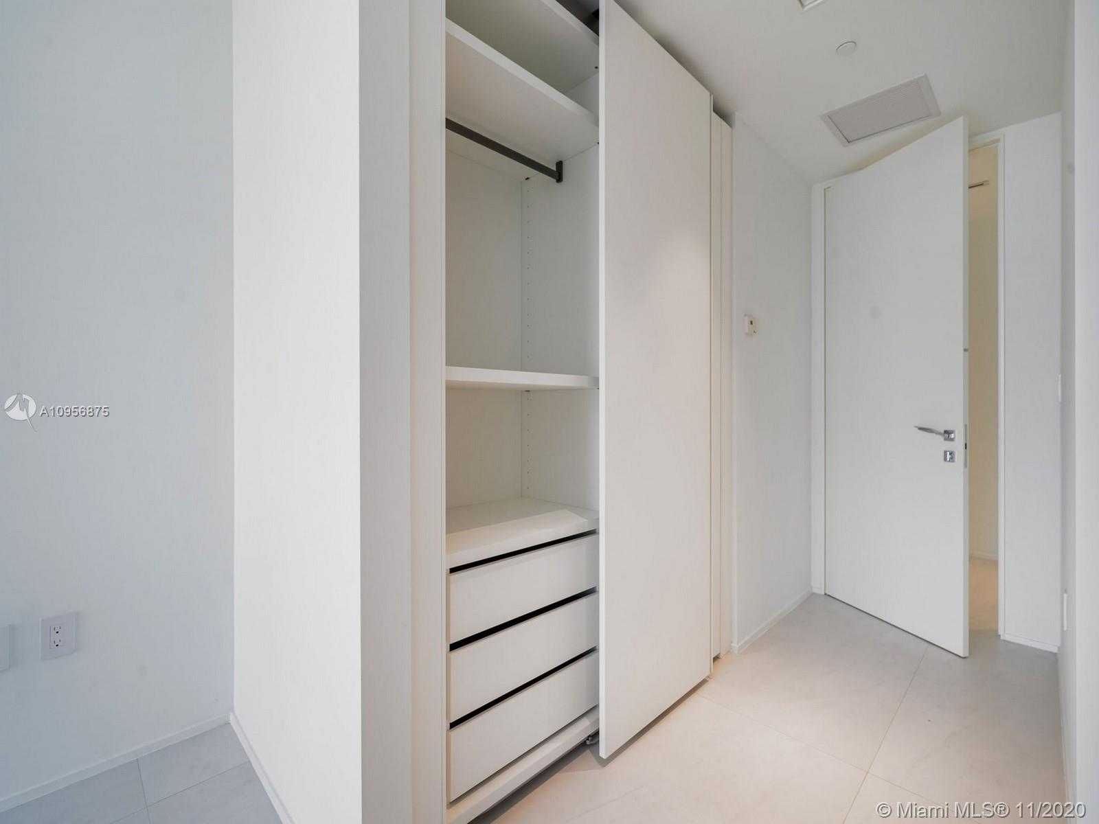 Small Image of 1000 BISCAYNE BLVD #3802, Miami Number 50