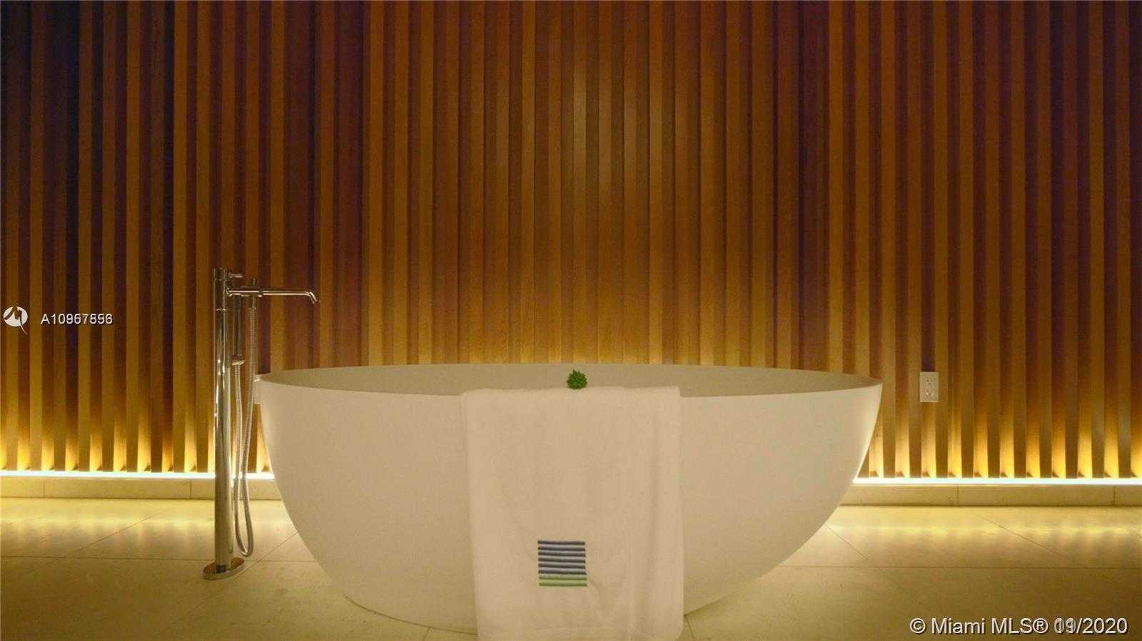 Small Image of 8701 COLLINS AVENUE #1605, Miami Beach Number 45