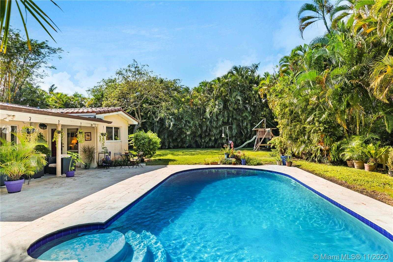 Small Image of 5831 SOUTH WEST 87TH ST, South Miami Number 17