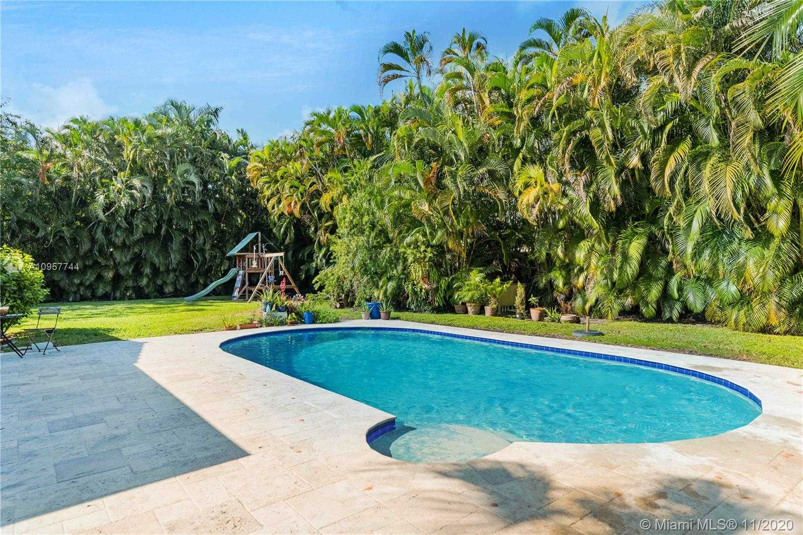 Small Image of 5831 SOUTH WEST 87TH ST, South Miami Number 18