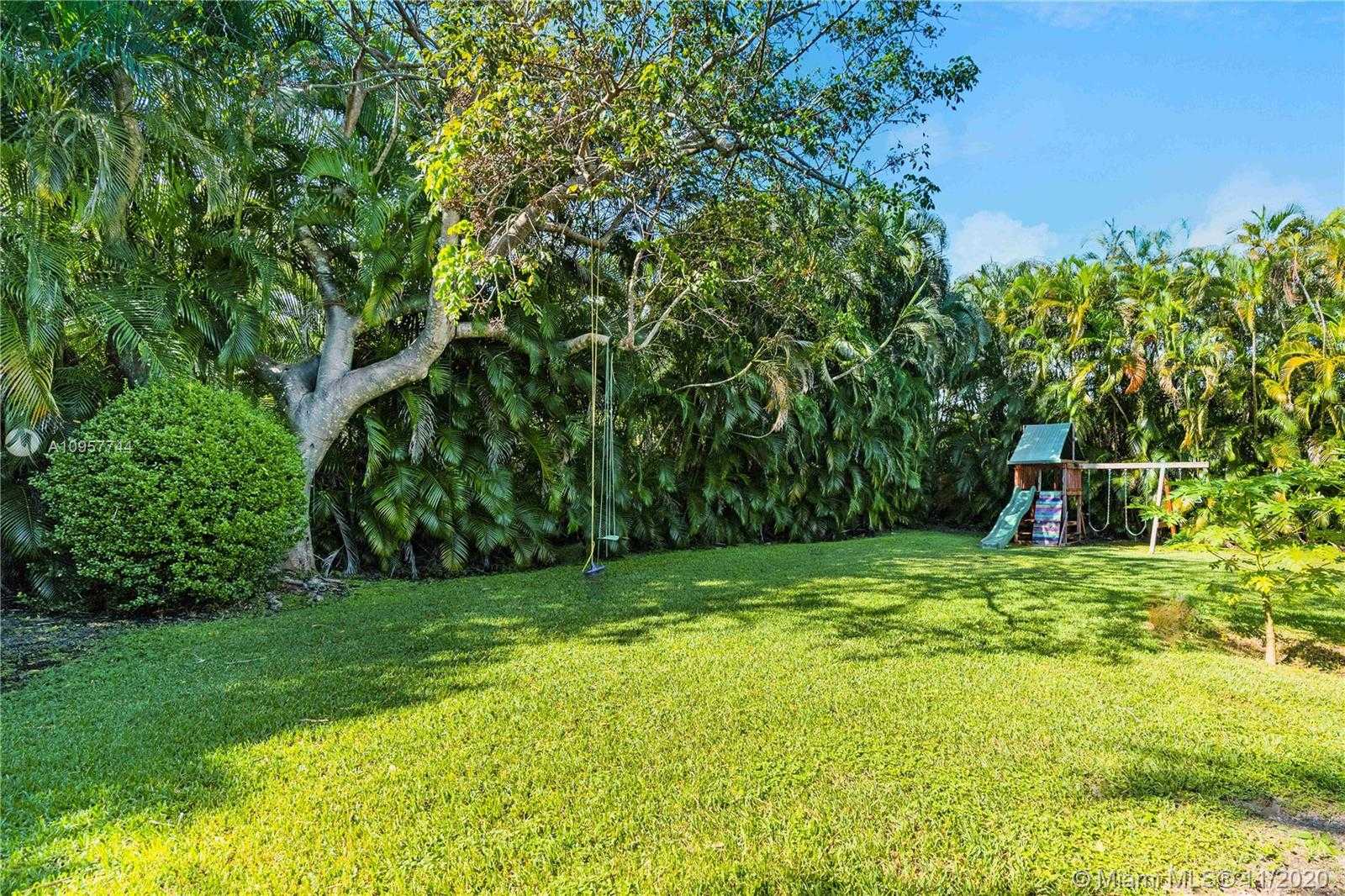 Small Image of 5831 SOUTH WEST 87TH ST, South Miami Number 21