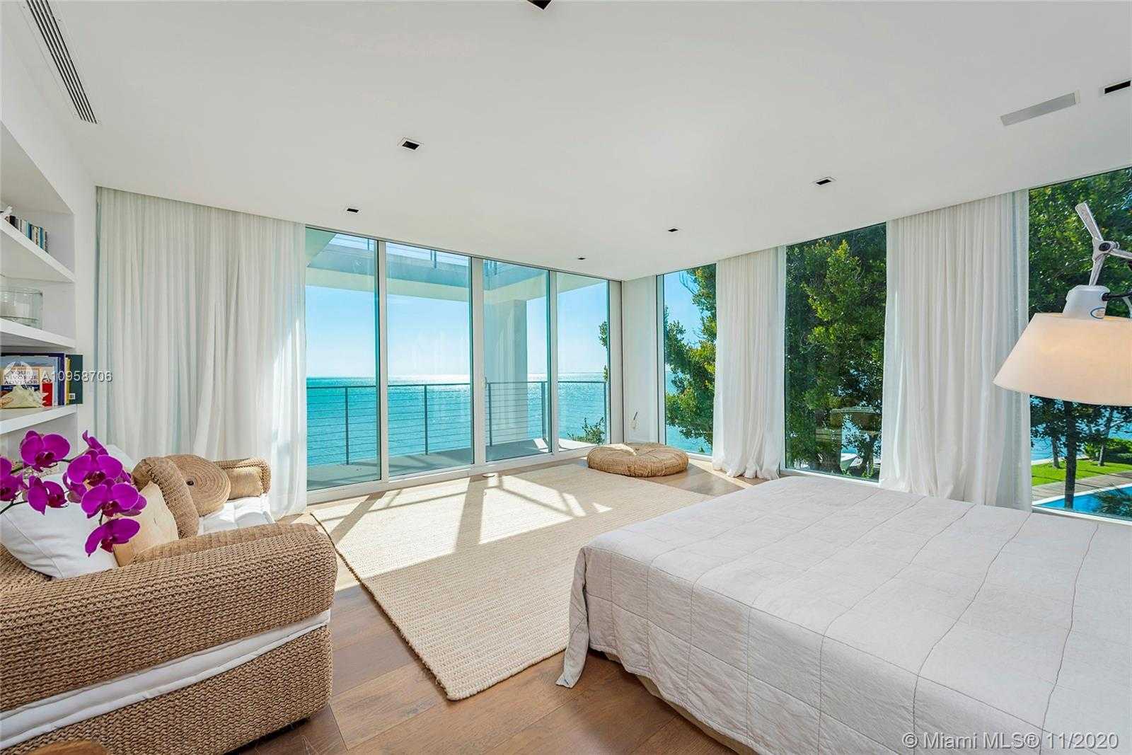 Small Image of 440 SOUTH MASHTA DR, Key Biscayne Number 12