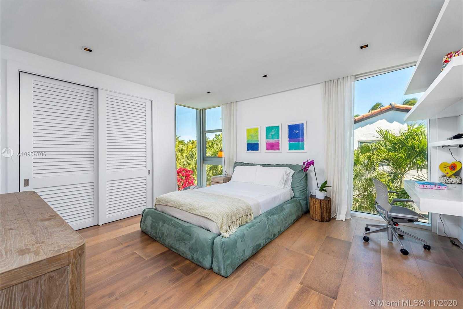 Small Image of 440 SOUTH MASHTA DR, Key Biscayne Number 16