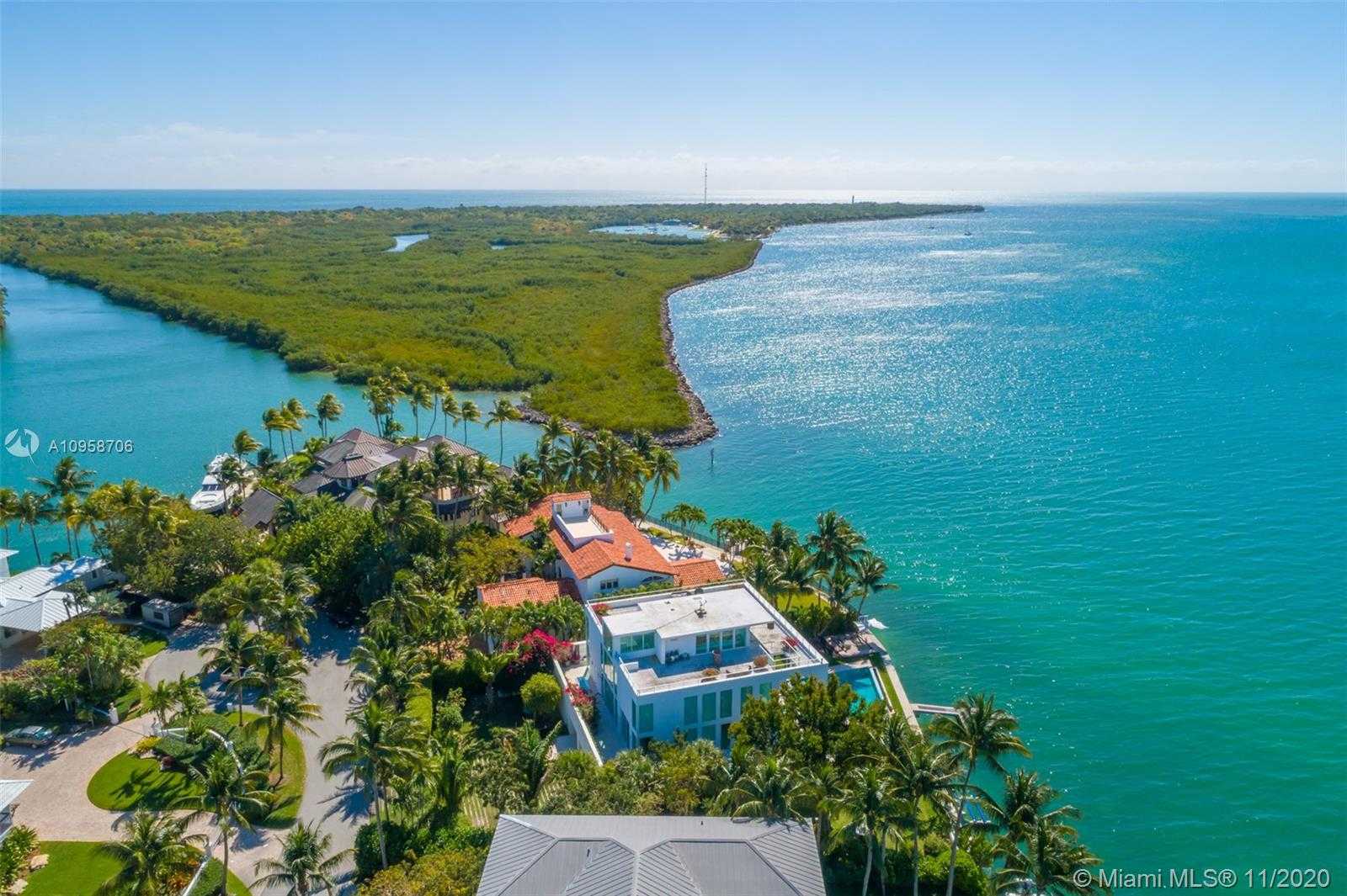 Small Image of 440 SOUTH MASHTA DR, Key Biscayne Number 2