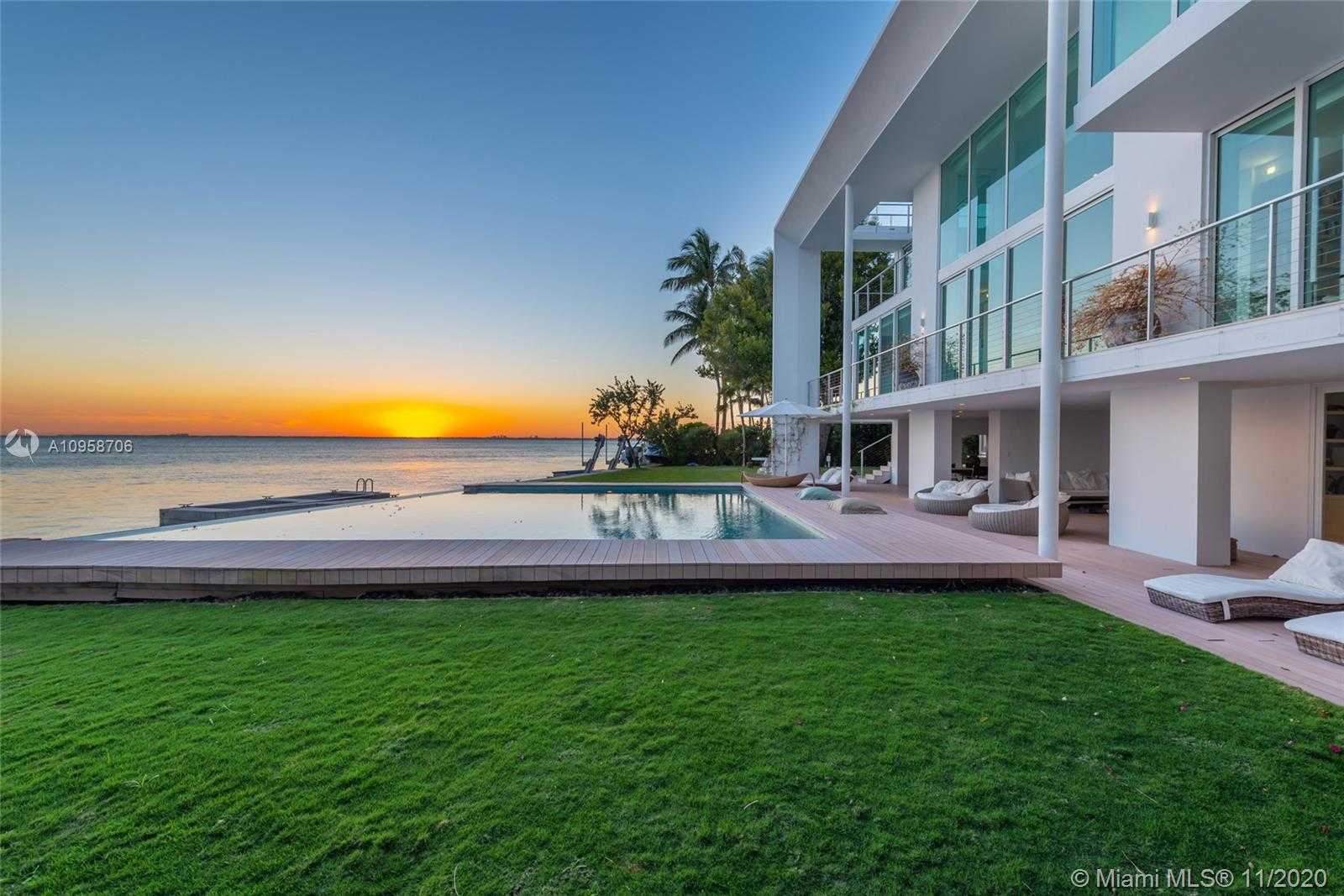 Small Image of 440 SOUTH MASHTA DR, Key Biscayne Number 35