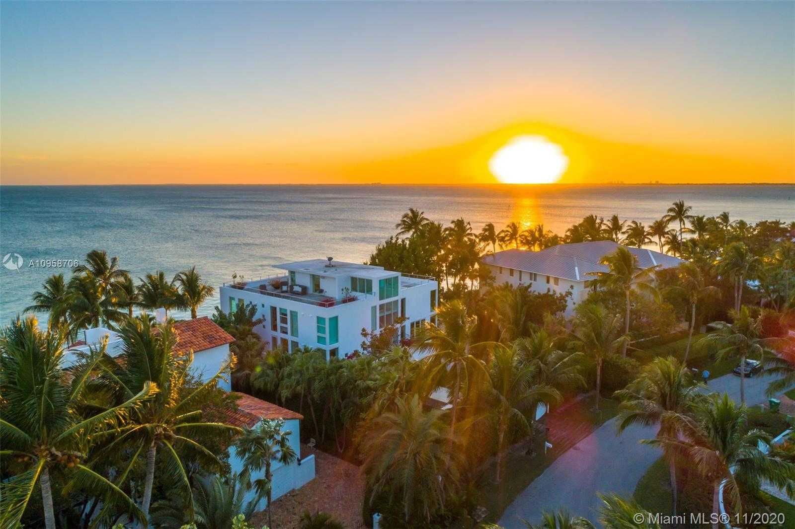 Small Image of 440 SOUTH MASHTA DR, Key Biscayne Number 6