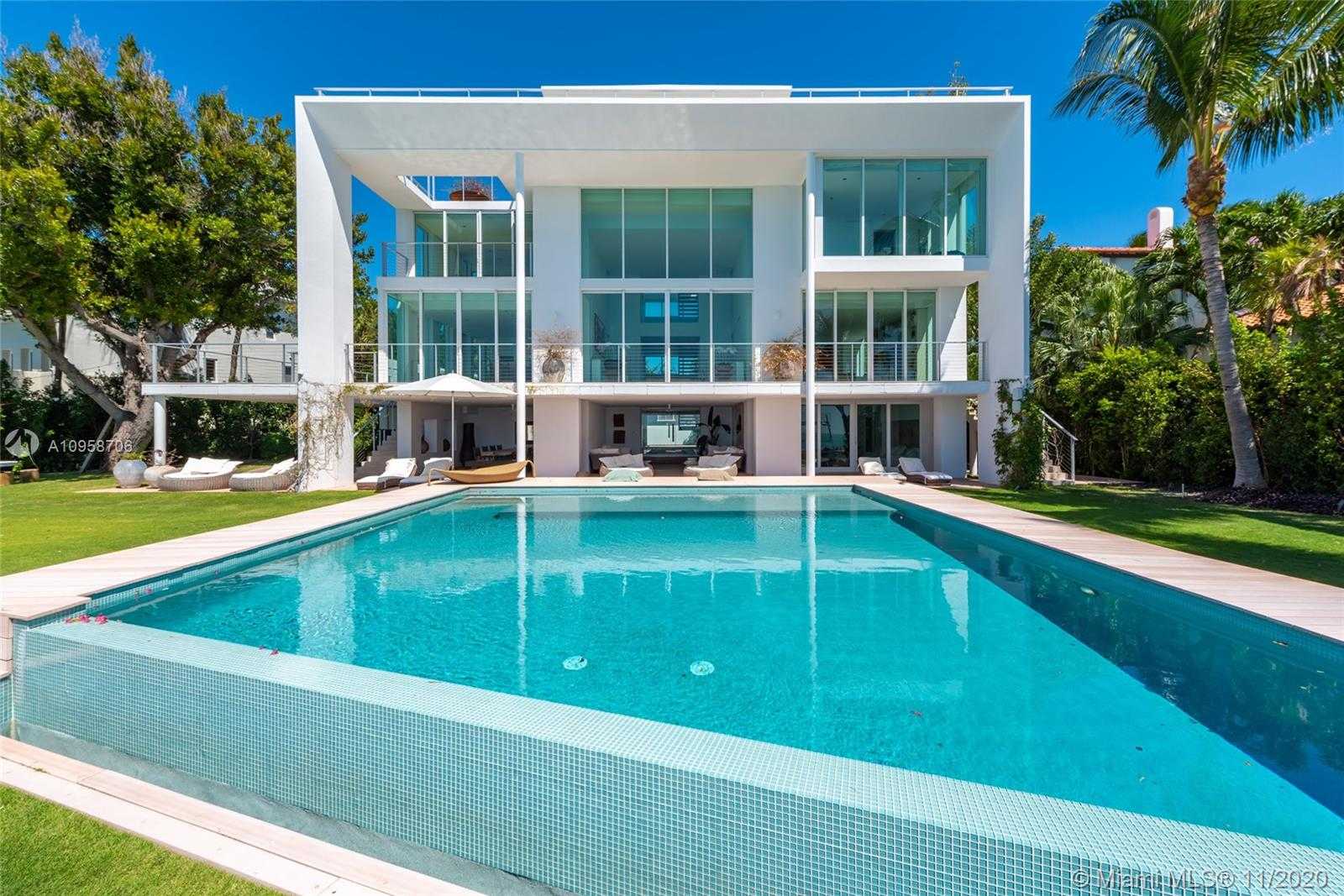 Small Image of 440 SOUTH MASHTA DR, Key Biscayne Number 9