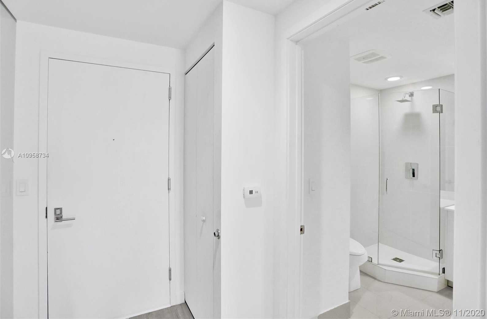 Small Image of 55 SOUTH WEST 9TH ST #1904, Miami Number 3