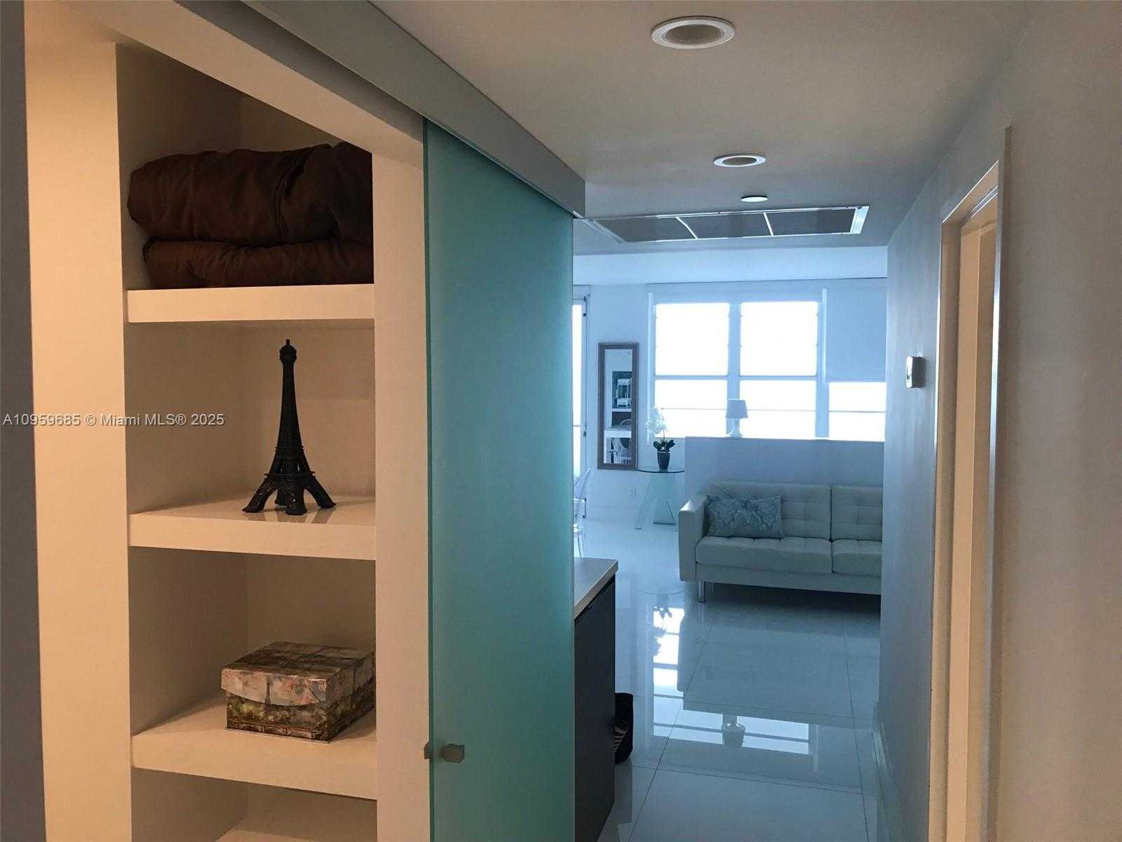 Small Image of 100 LINCOLN RD #719, Miami Beach Number 11