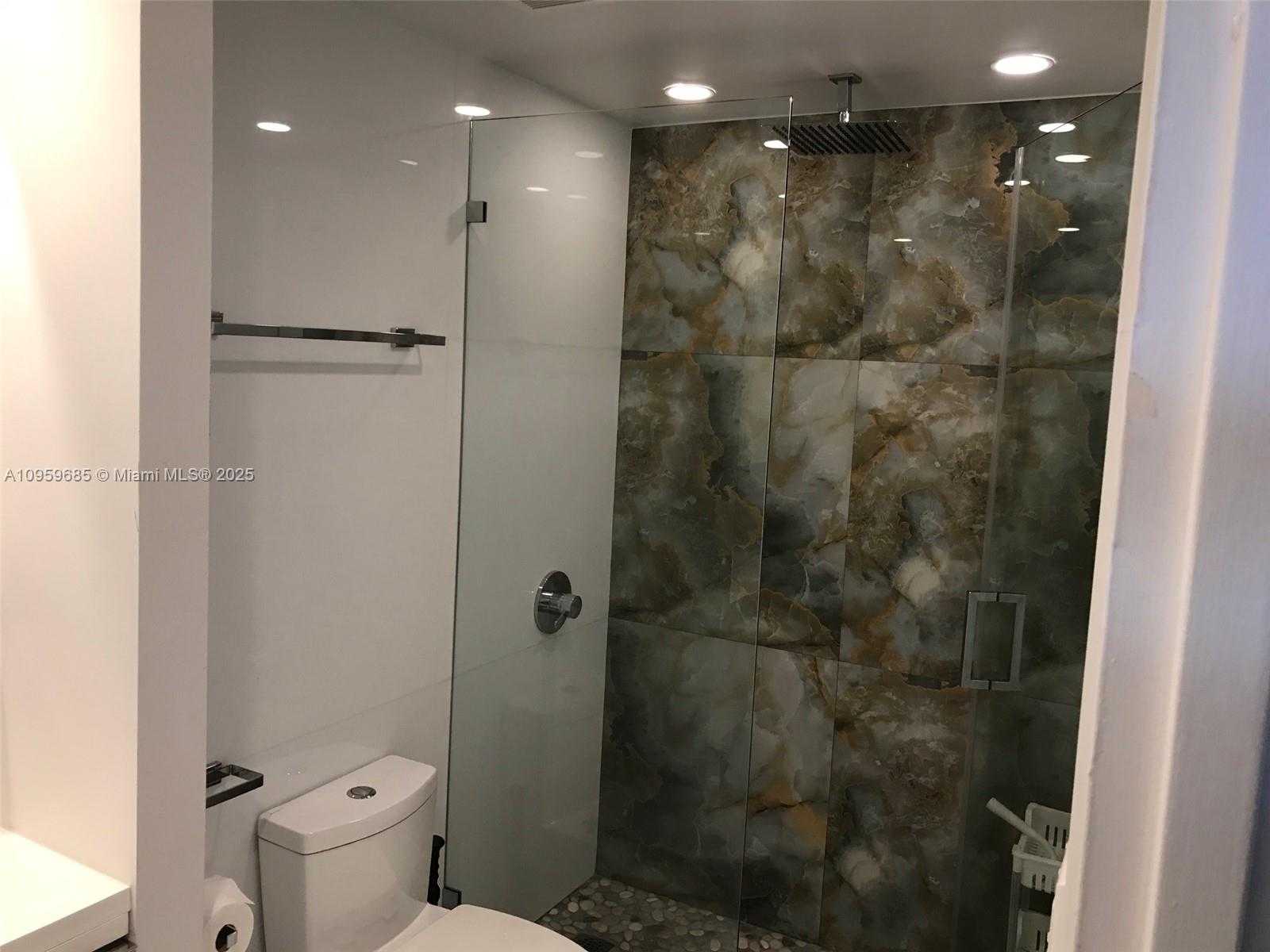 Small Image of 100 LINCOLN RD #719, Miami Beach Number 15