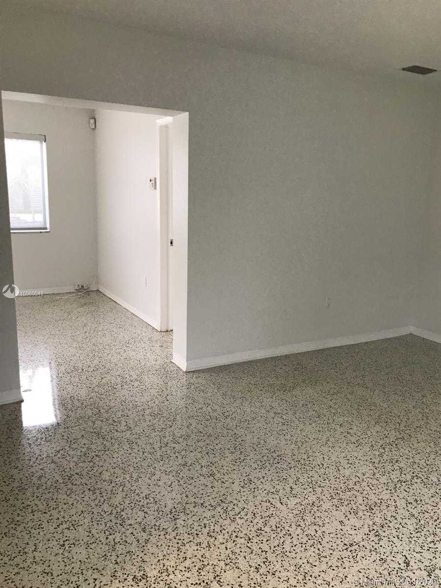 Small Image of 400 MILLER RD, Coral Gables Number 11