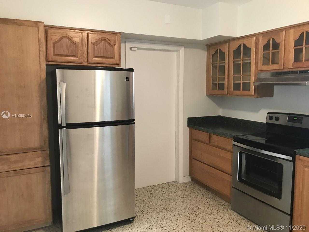 Small Image of 400 MILLER RD, Coral Gables Number 5