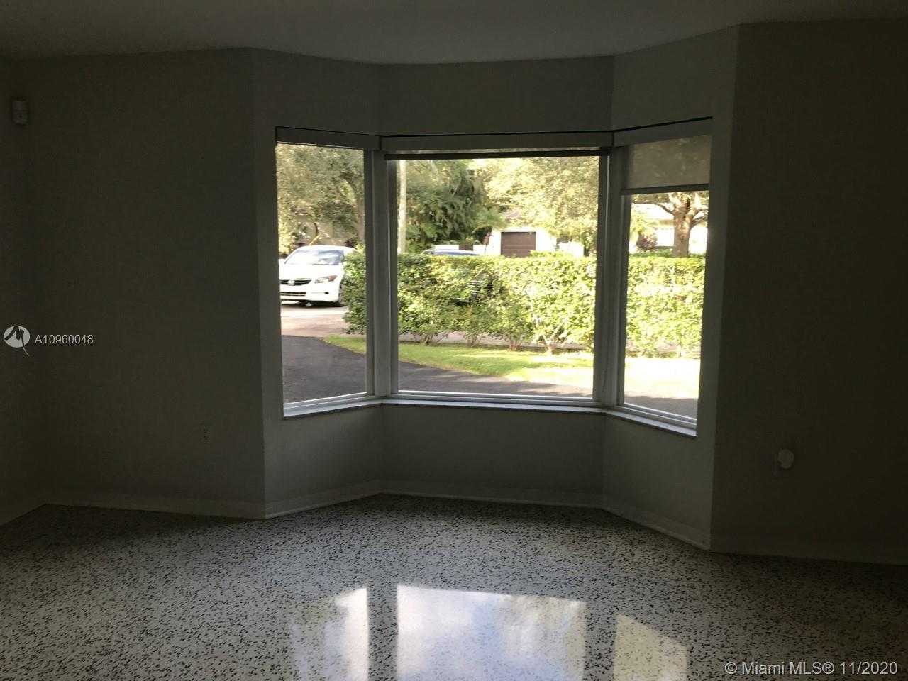 Small Image of 400 MILLER RD, Coral Gables Number 7