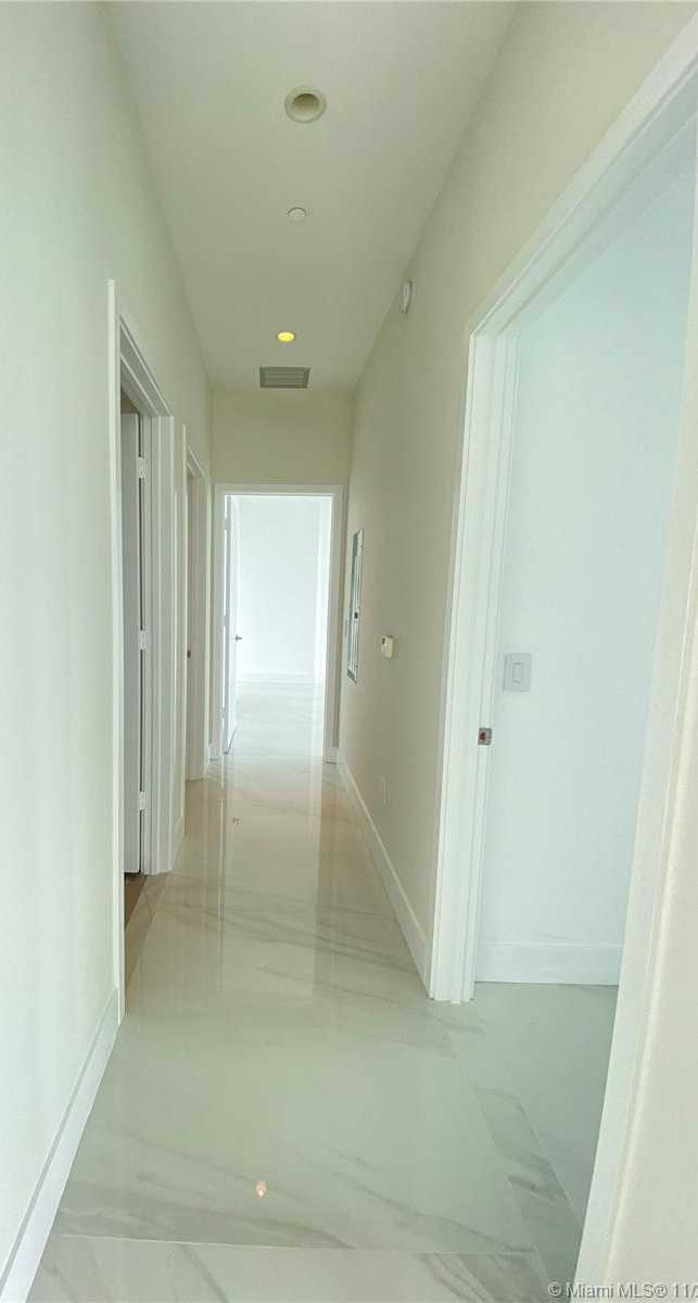 Small Image of 2900 NORTH EAST 7TH AVE #LPH-4508, Miami Number 20