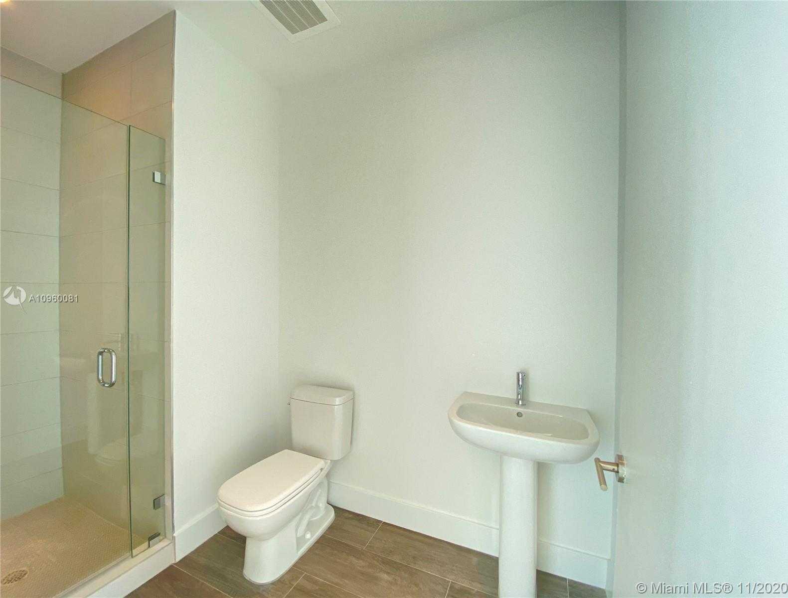 Small Image of 2900 NORTH EAST 7TH AVE #LPH-4508, Miami Number 21