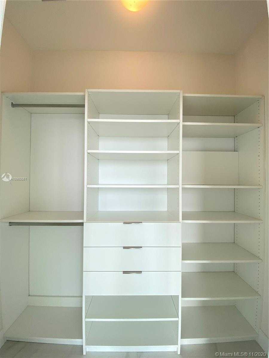 Small Image of 2900 NORTH EAST 7TH AVE #LPH-4508, Miami Number 27