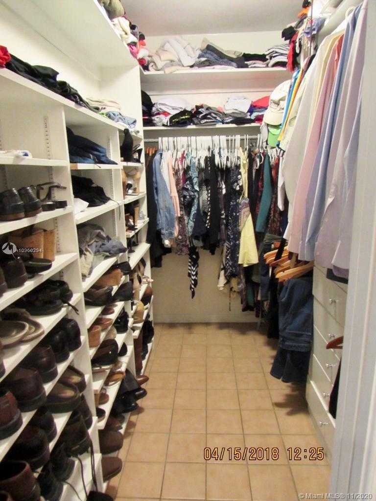 Small Image of 10890 SOUTH WEST 83RD AVE #10890, Miami Number 12
