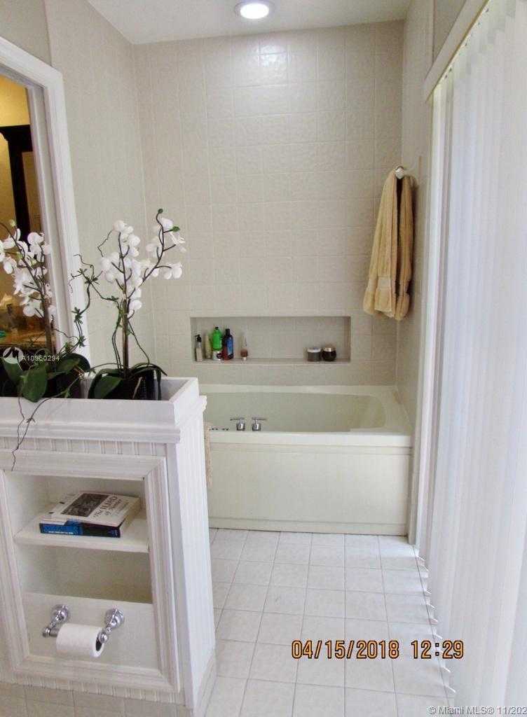 Small Image of 10890 SOUTH WEST 83RD AVE #10890, Miami Number 13
