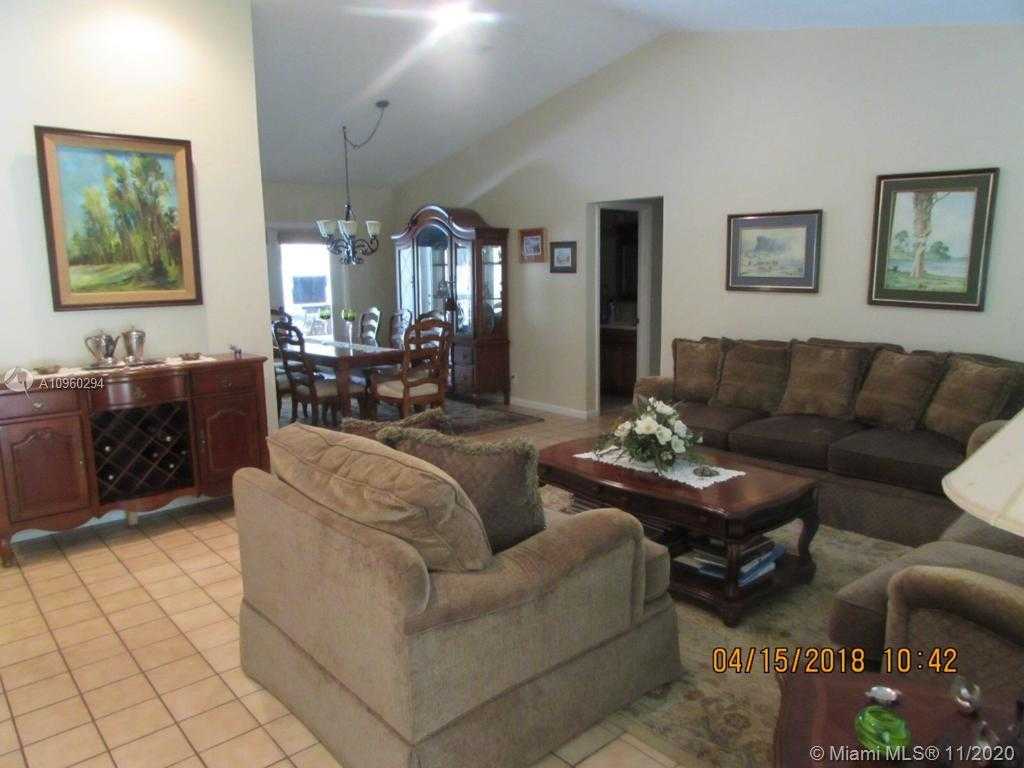 Small Image of 10890 SOUTH WEST 83RD AVE #10890, Miami Number 5
