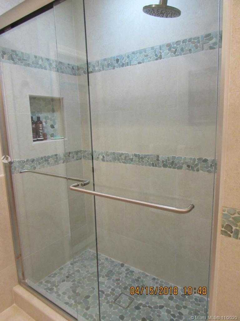 Small Image of 10890 SOUTH WEST 83RD AVE #10890, Miami Number 6