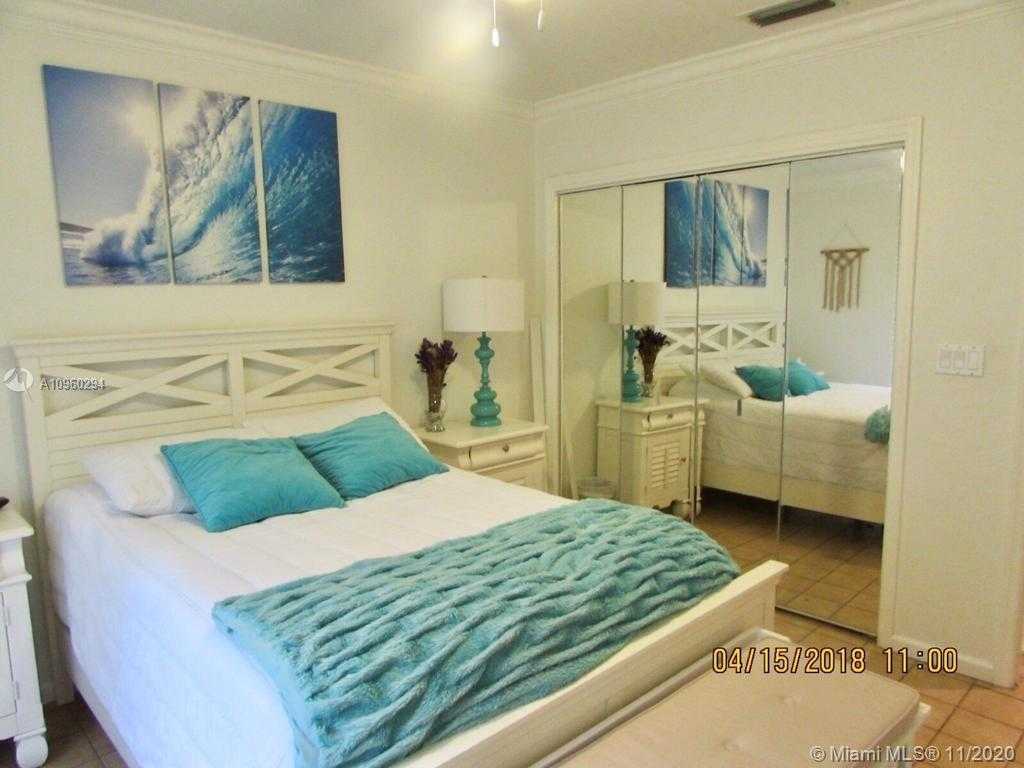 Small Image of 10890 SOUTH WEST 83RD AVE #10890, Miami Number 8