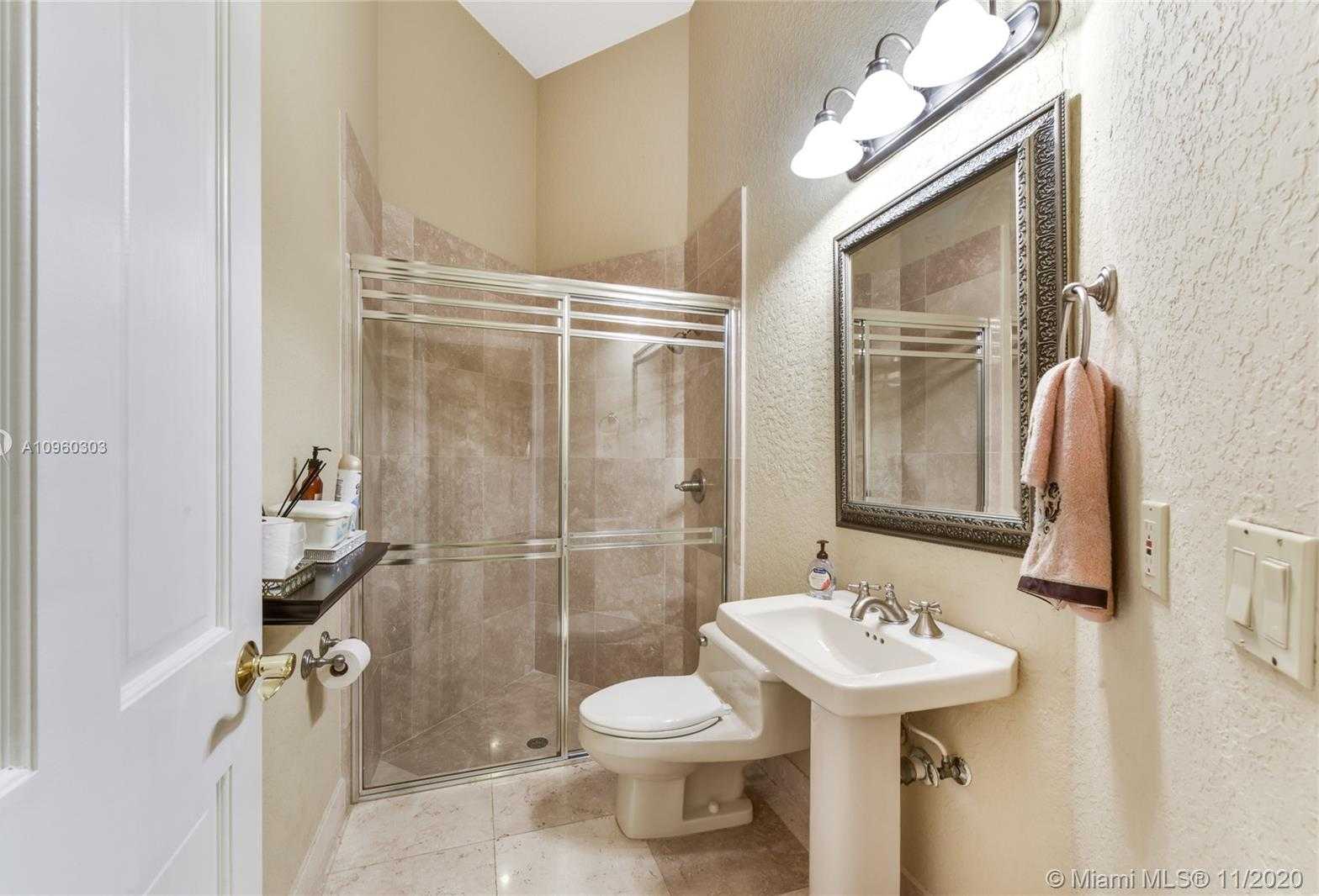 Small Image of 1755 EAGLE TRACE BLVD, Coral Springs Number 28