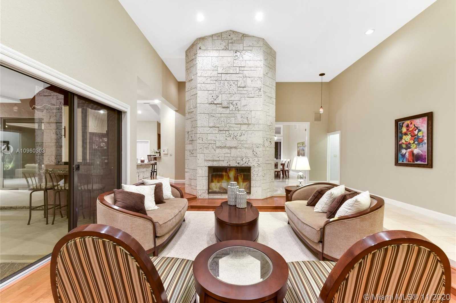 Small Image of 1755 EAGLE TRACE BLVD, Coral Springs Number 4