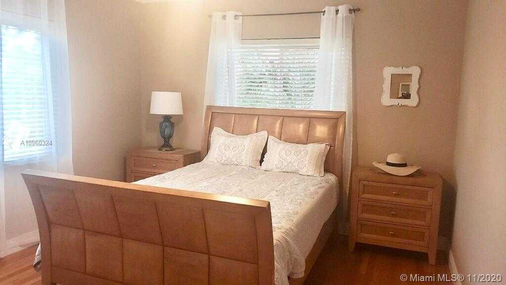 Small Image of 2201 SOUTH WEST 57TH CT, Miami Number 19