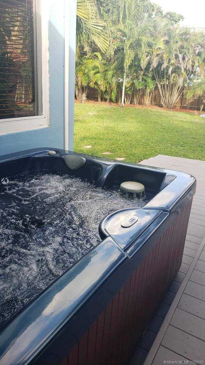 Small Image of 2201 SOUTH WEST 57TH CT, Miami Number 22