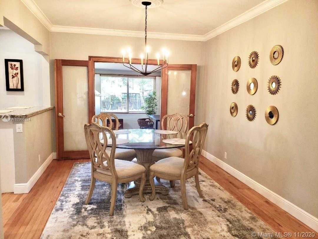 Small Image of 2201 SOUTH WEST 57TH CT, Miami Number 5