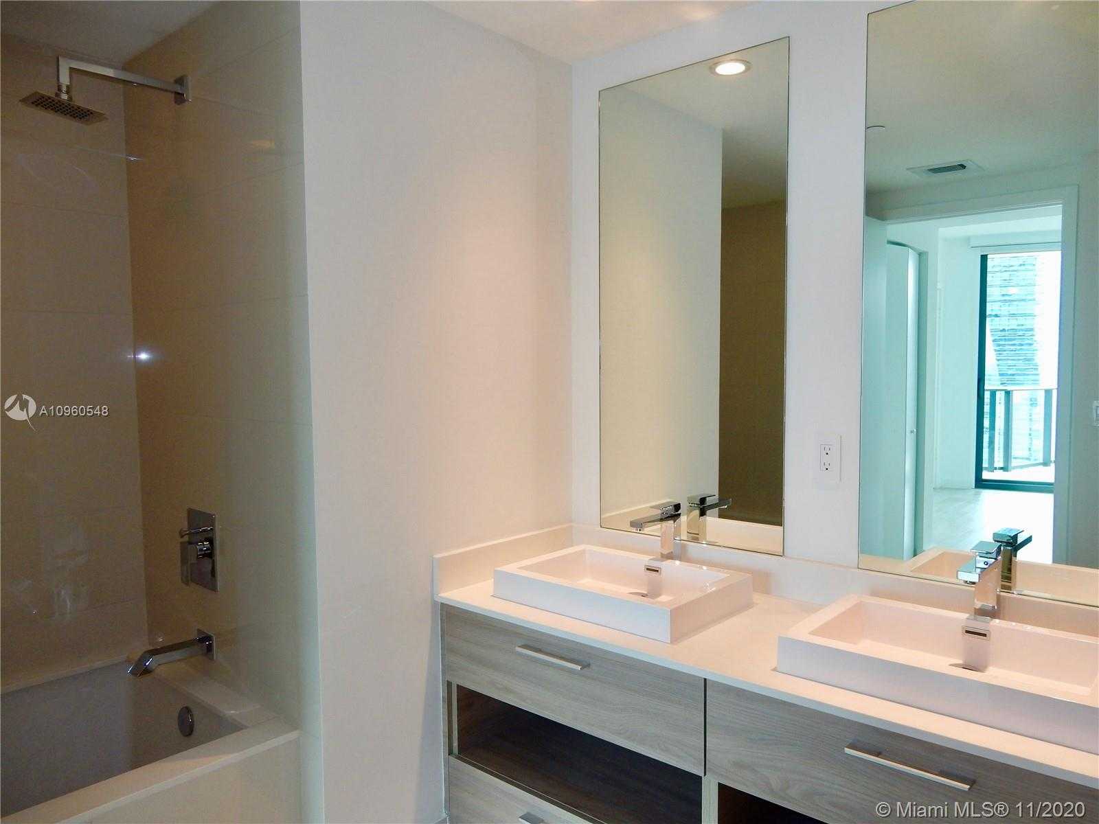 Small Image of 1300 SOUTH MIAMI AVE #3303, Miami Number 12