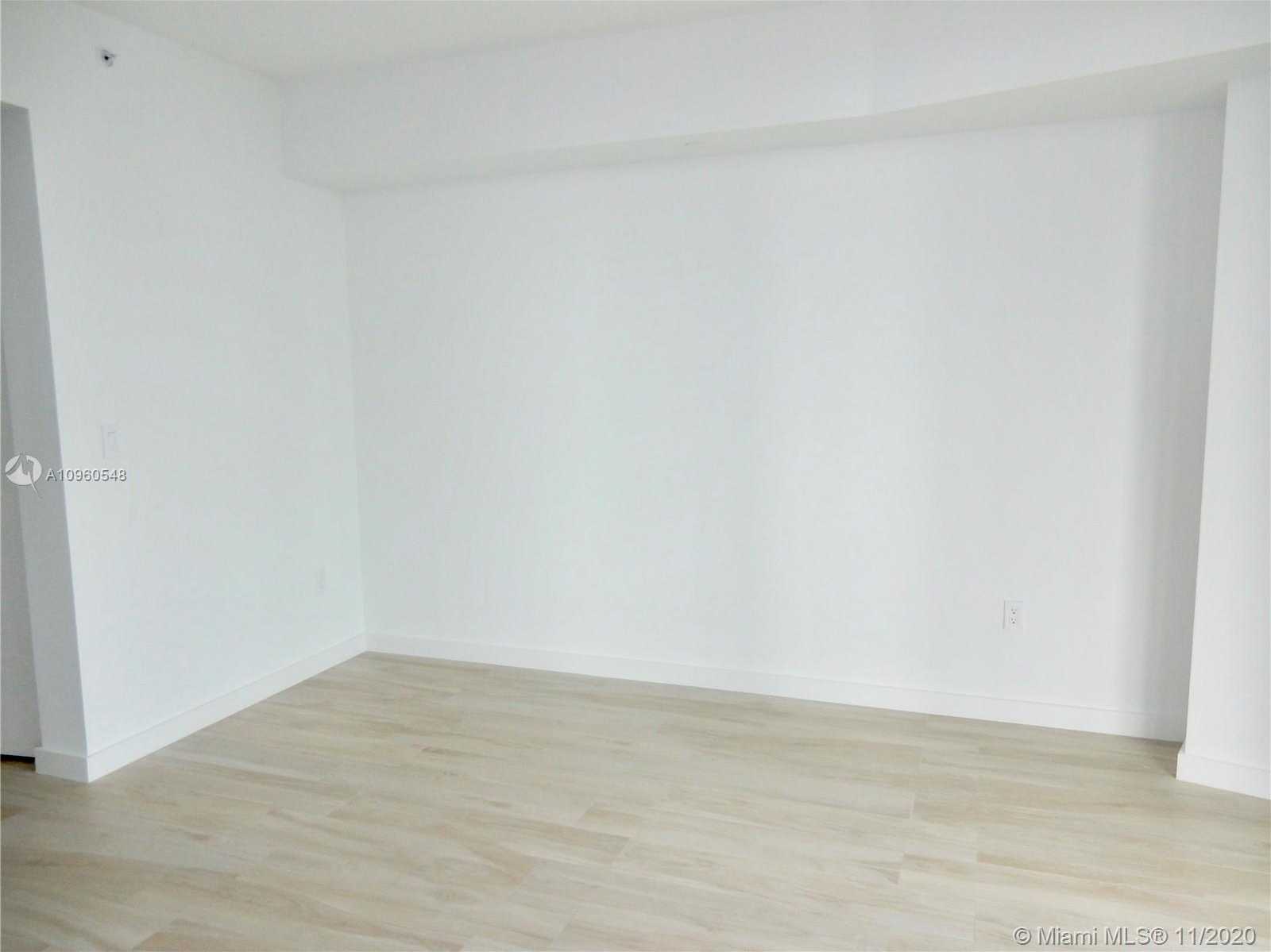 Small Image of 1300 SOUTH MIAMI AVE #3303, Miami Number 13