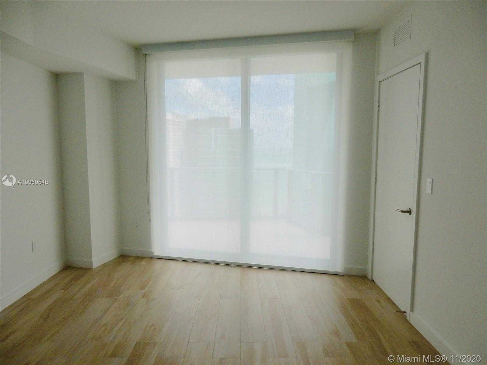 Small Image of 1300 SOUTH MIAMI AVE #3303, Miami Number 14
