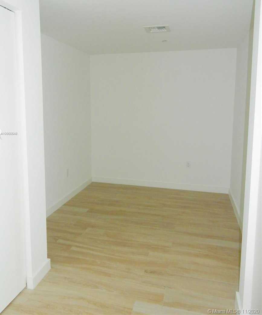 Small Image of 1300 SOUTH MIAMI AVE #3303, Miami Number 9