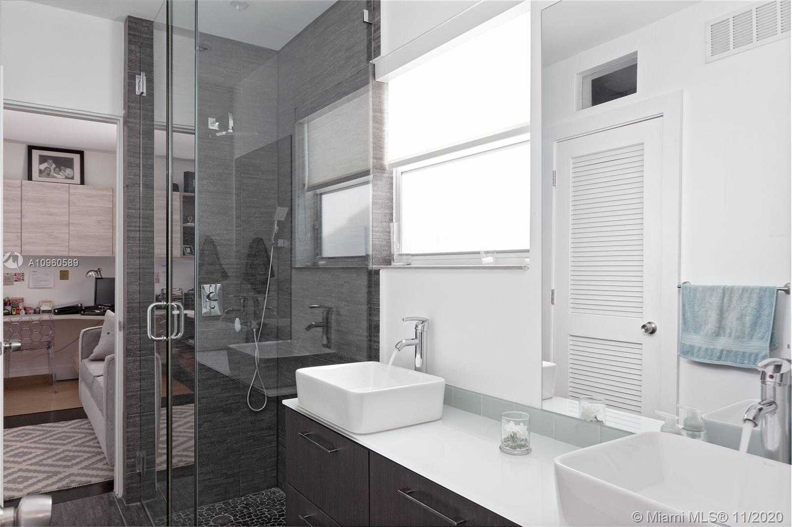 Small Image of 665 NORTH EAST 72ND TER, Miami Number 2
