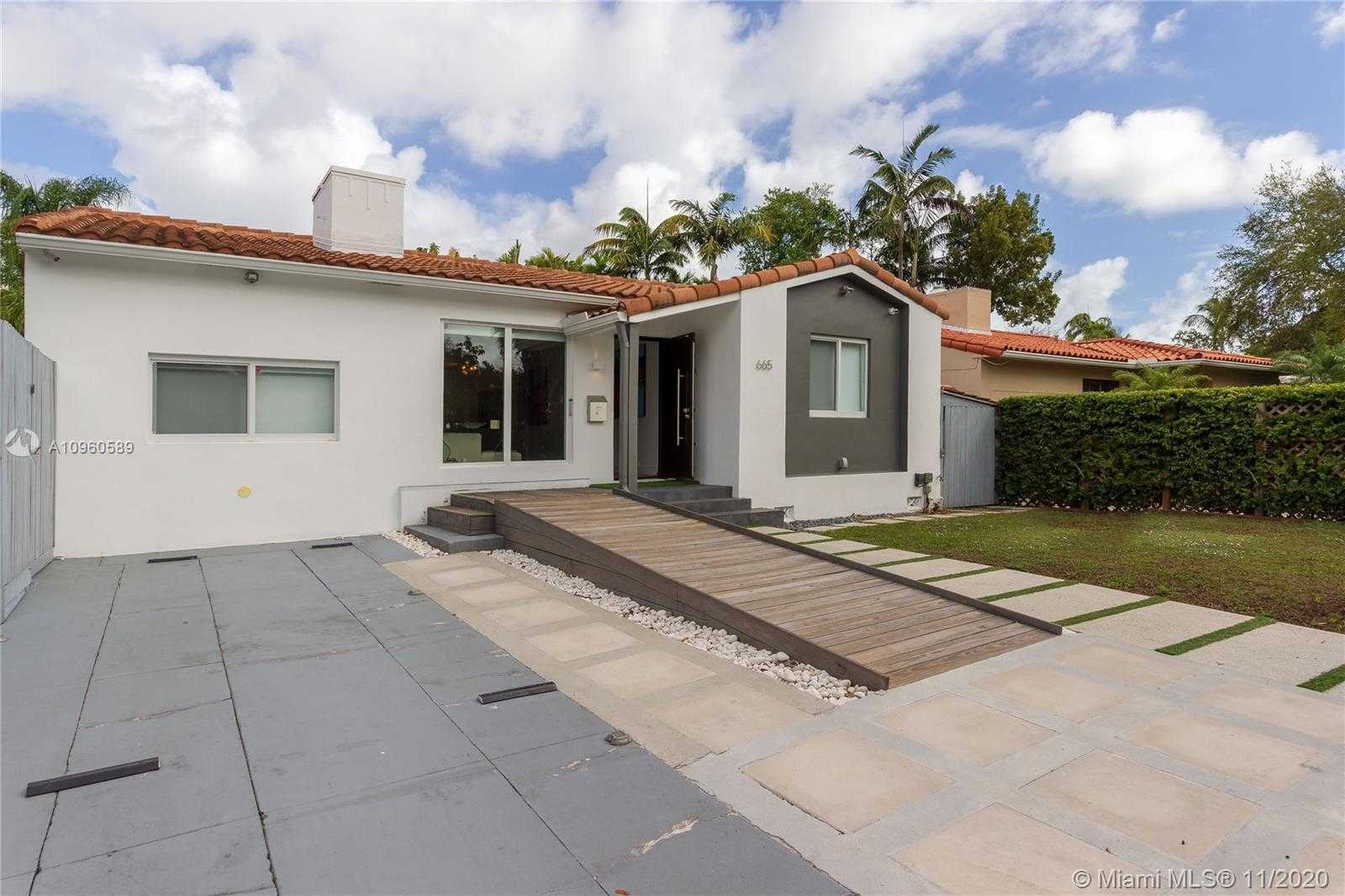 Small Image of 665 NORTH EAST 72ND TER, Miami Number 27